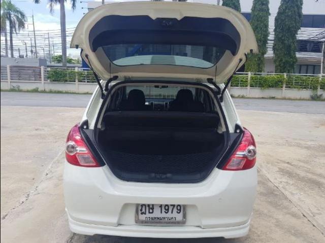NISSAN Tiida 1.6G 2010