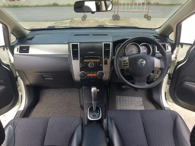 NISSAN Tiida 1.6G 2010
