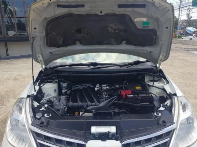 NISSAN Tiida 1.6G 2010