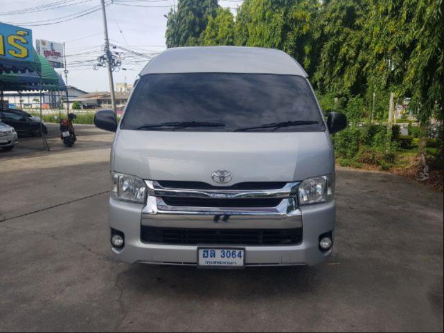 TOYOTA Commuter 3.0G mt 2014