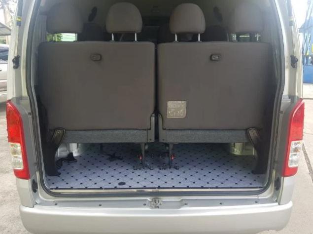 TOYOTA Commuter 3.0G mt 2014