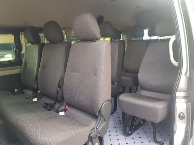 TOYOTA Commuter 3.0G mt 2014