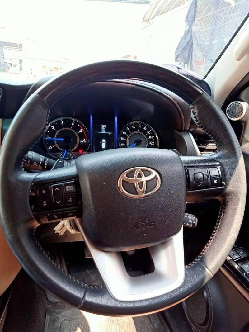 TOYOTA Fortuner 2.8 V 2016