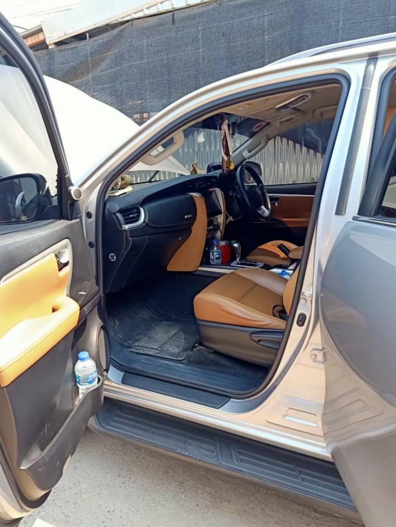 TOYOTA Fortuner 2.8 V 2016