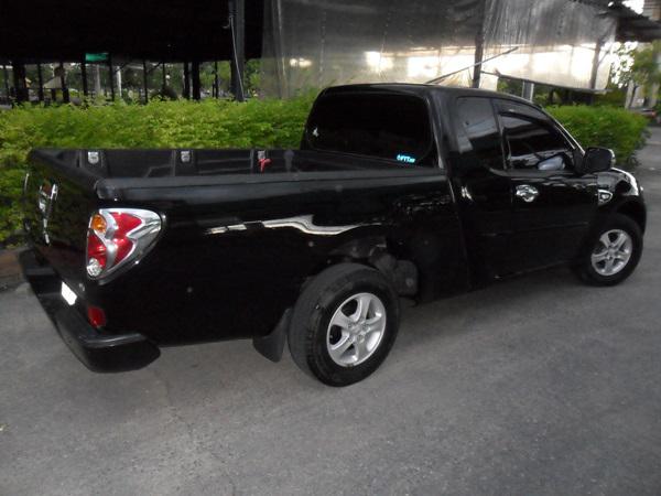 NISSAN Navara 2014