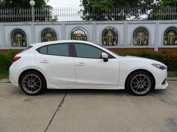 MAZDA Mazda3 2016