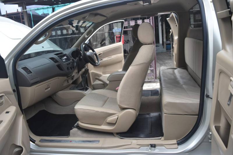 TOYOTA Vigo 2.5E Smart Cab 2011