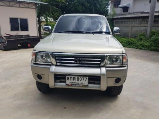 TOYOTA Hilux Sport Rider sr 2000