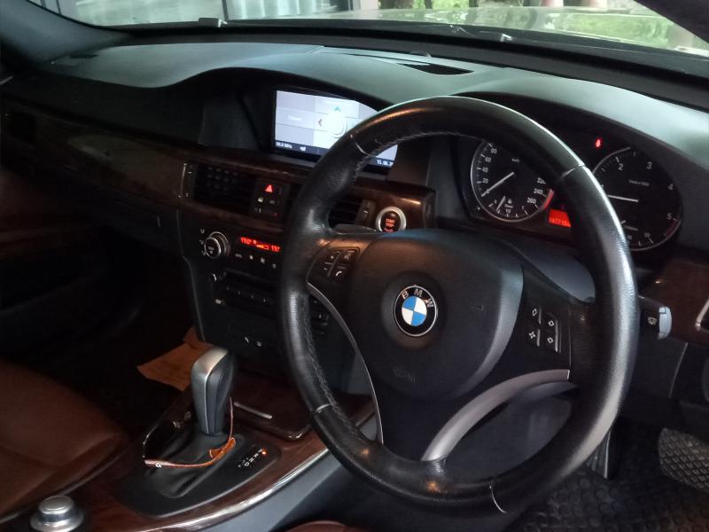 BMW 320D 2009