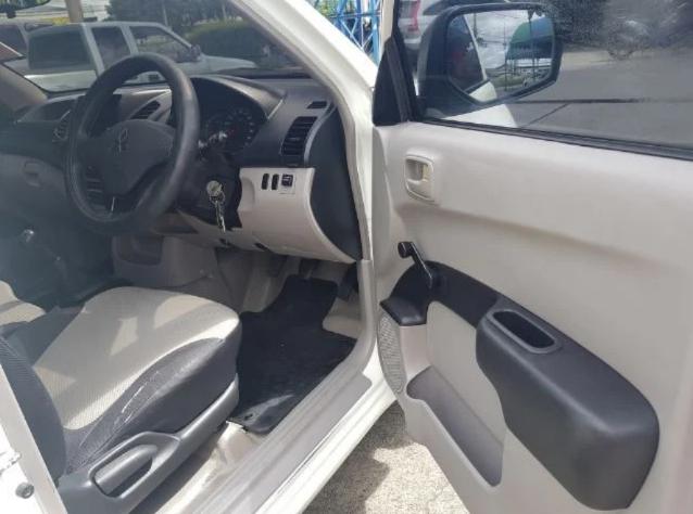 MITSUBISHI Triton 2.4 2014
