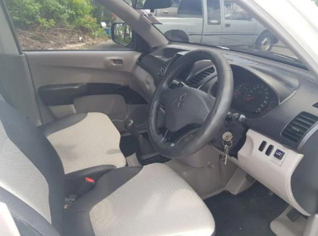 MITSUBISHI Triton 2.4 2014