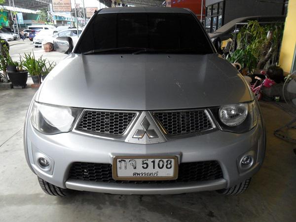 MITSUBISHI Triton 2011