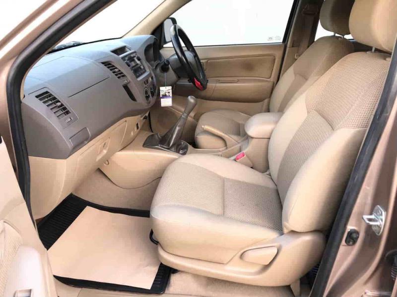 TOYOTA HILUX VIGO 2011