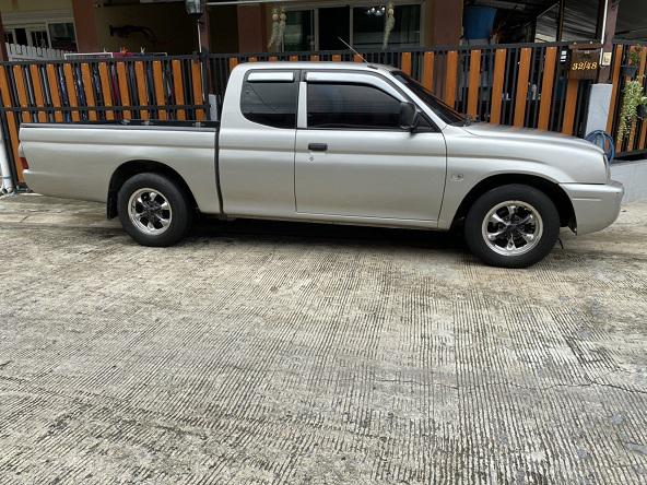 MITSUBISHI L200-Strada 2004