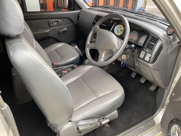 MITSUBISHI L200-Strada 2004