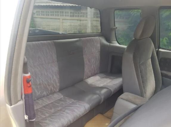 ISUZU Hi-Lander Ddi i-TEQ 2004