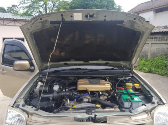 ISUZU Hi-Lander Ddi i-TEQ 2004