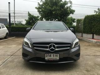 BENZ A180 2013