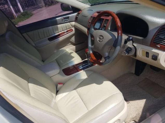 TOYOTA Camry 2.4 Q auto 2004