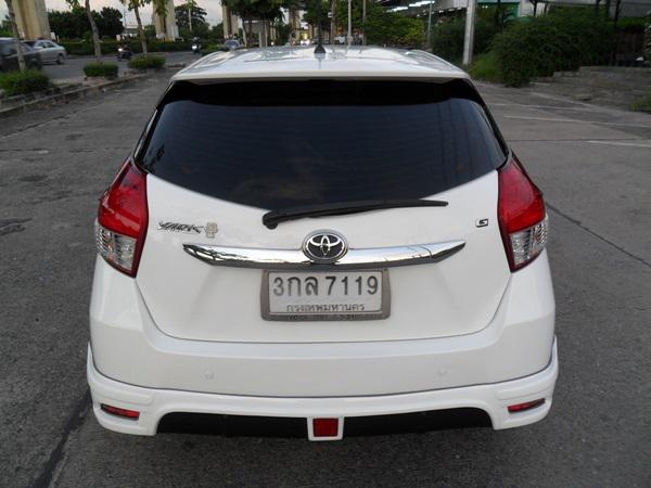 TOYOTA Yaris 2014