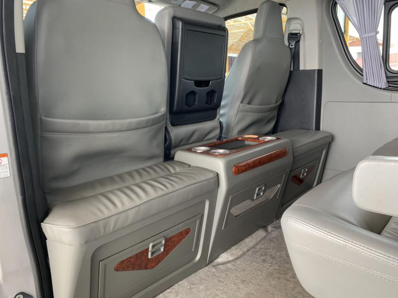 TOYOTA Commuter 3.0 Mt 2014