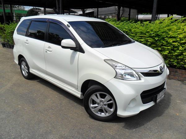 TOYOTA Avanza 2014