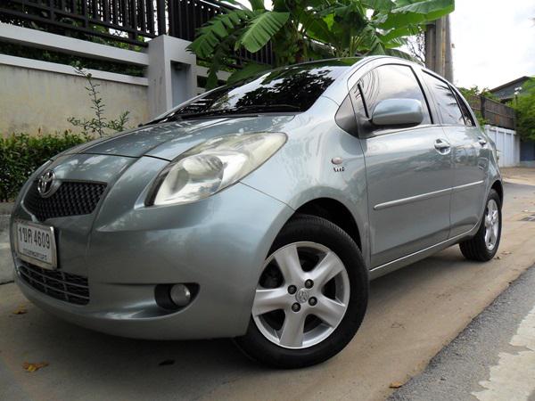 TOYOTA Yaris 2006