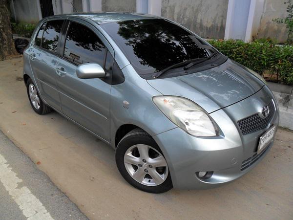 TOYOTA Yaris 2006