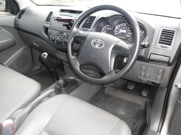 TOYOTA Single Cab 2015