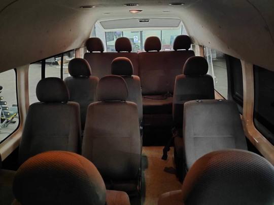 TOYOTA Hiace Commuter 2.7 v 2012