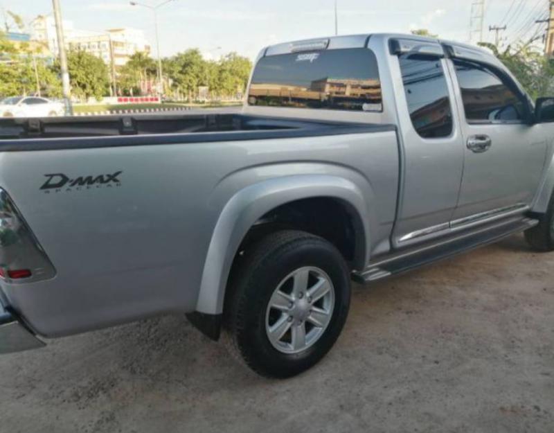 ISUZU D-Max 2.5 Hi-Lander 2011