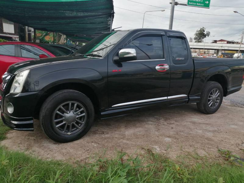 ISUZU D-MAX SPACE CAB 2.5 2011