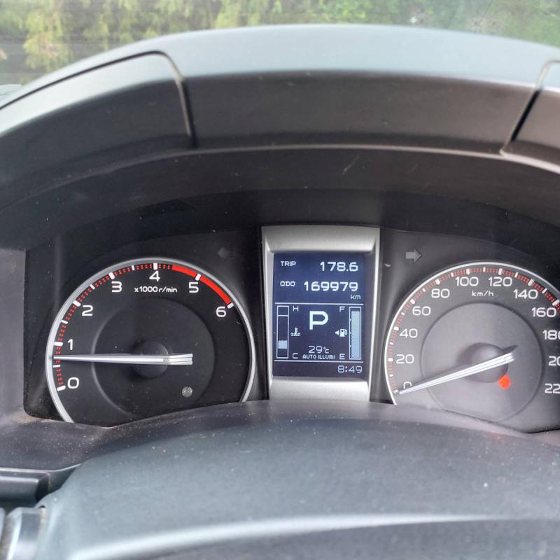 ISUZU d-max Hi-lander 2.5 2012