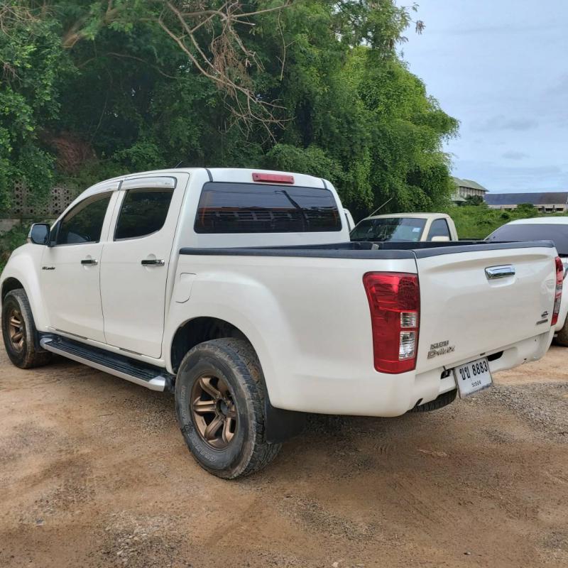 ISUZU d-max Hi-lander 2.5 2012