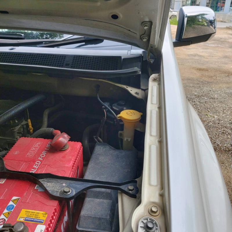 ISUZU d-max Hi-lander 2.5 2012