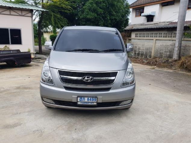 HYUNDAI H-1 delux 2.5 2012