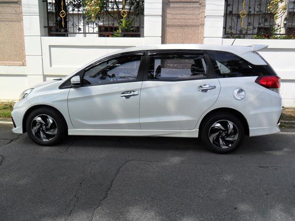 HONDA Mobilio 2015