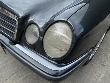 BENZ e230 w210 1996