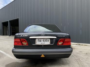 BENZ e230 w210 1996