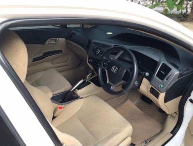 HONDA Civic 1.8s auto 2012