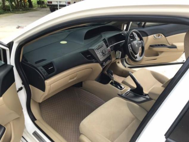 HONDA Civic 1.8s auto 2012