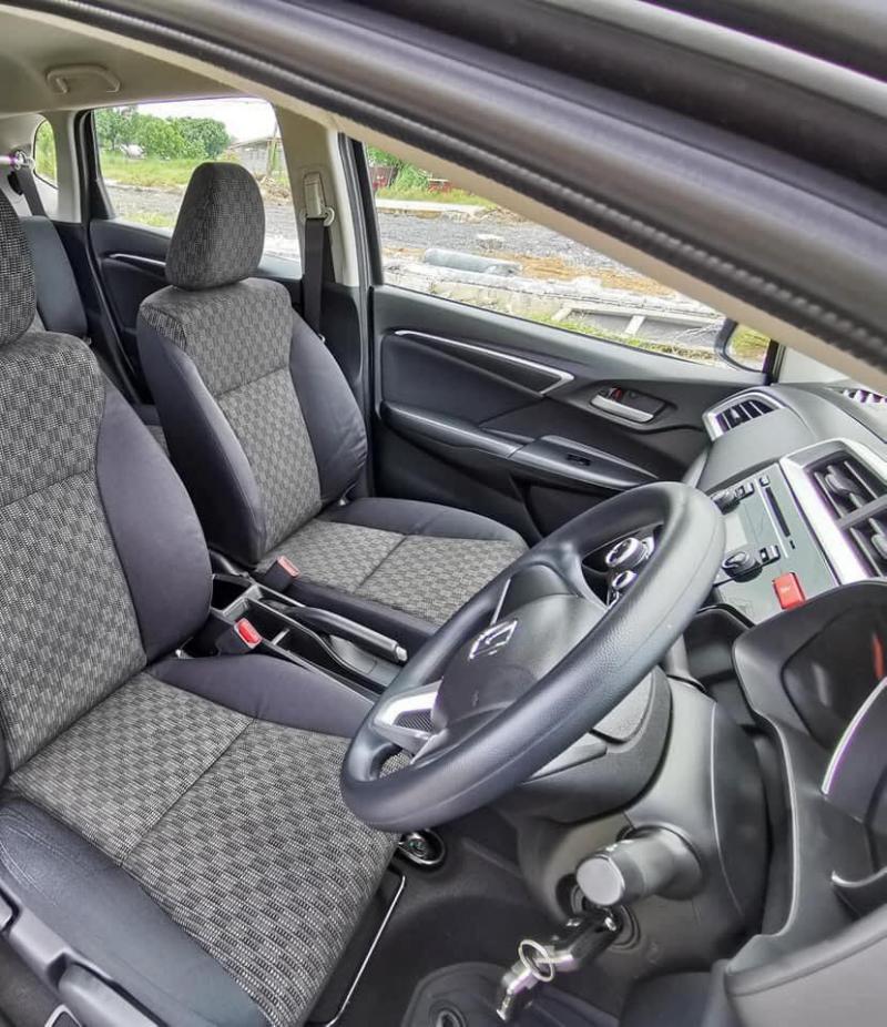 HONDA Jazz Gk Auto Cvt 2016