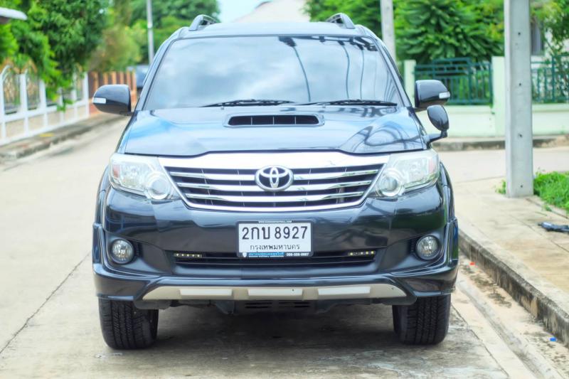 TOYOTA Fortuner 2.5 G VN 2013