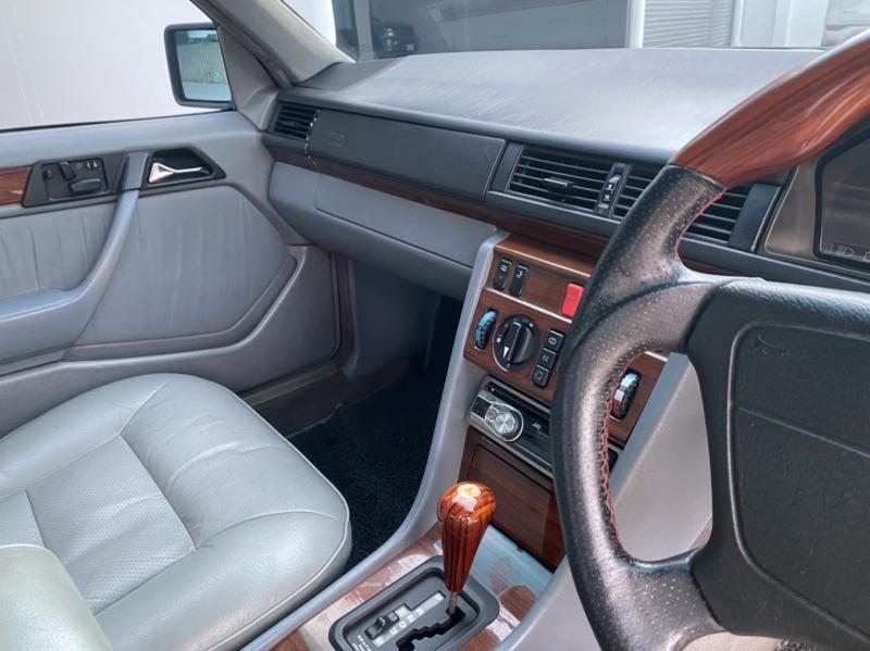 BENZ E-Class 1995