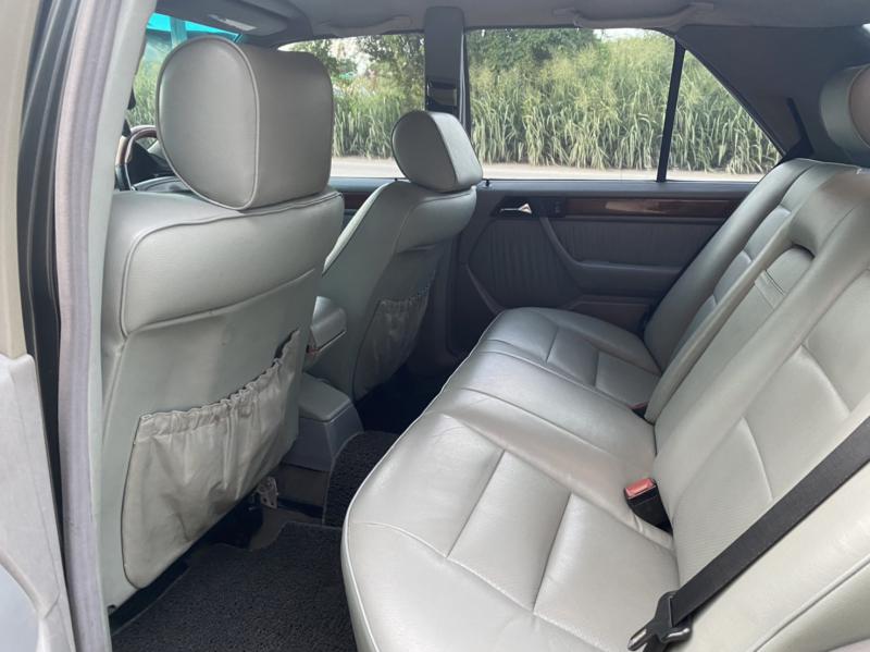 BENZ E-Class 1995