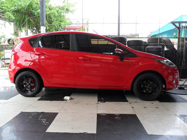 FORD Fiesta 2013