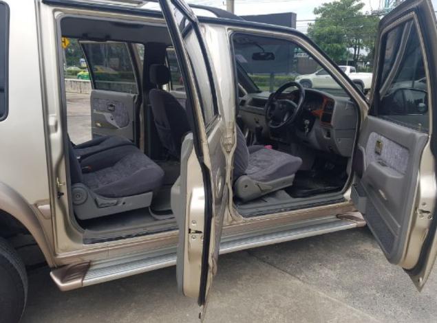 ISUZU Adventure 3.0 di 2002
