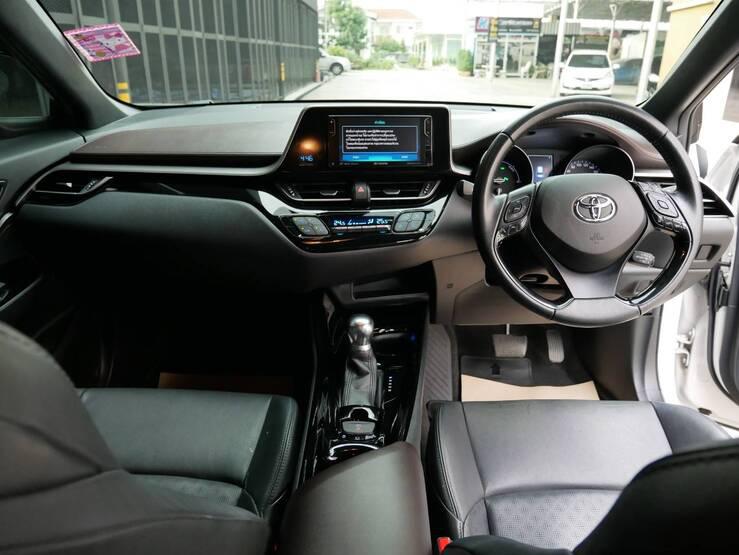 TOYOTA ขายรถ TOYOYA C-HR 1. 2018