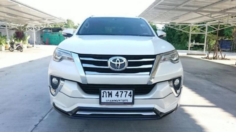 TOYOTA Fortuner 2.4v auto 2016