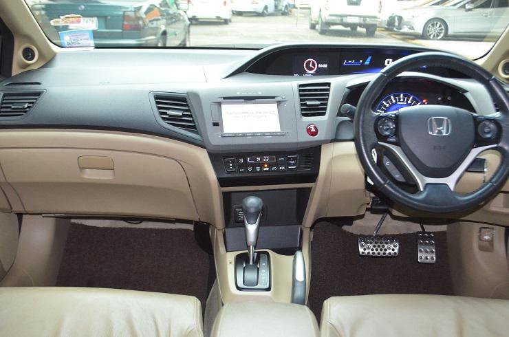 HONDA CIVIC 1.8เนวิเกียเตอ 2012